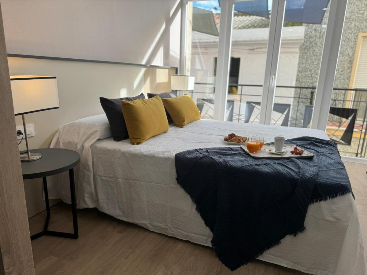 Apartamentos San Juan Suites Badajoz Exteriör bild